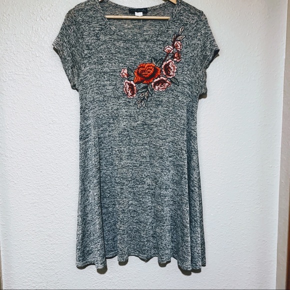 Dresses & Skirts - SUPER CUTE COMFORTABLE DRESS